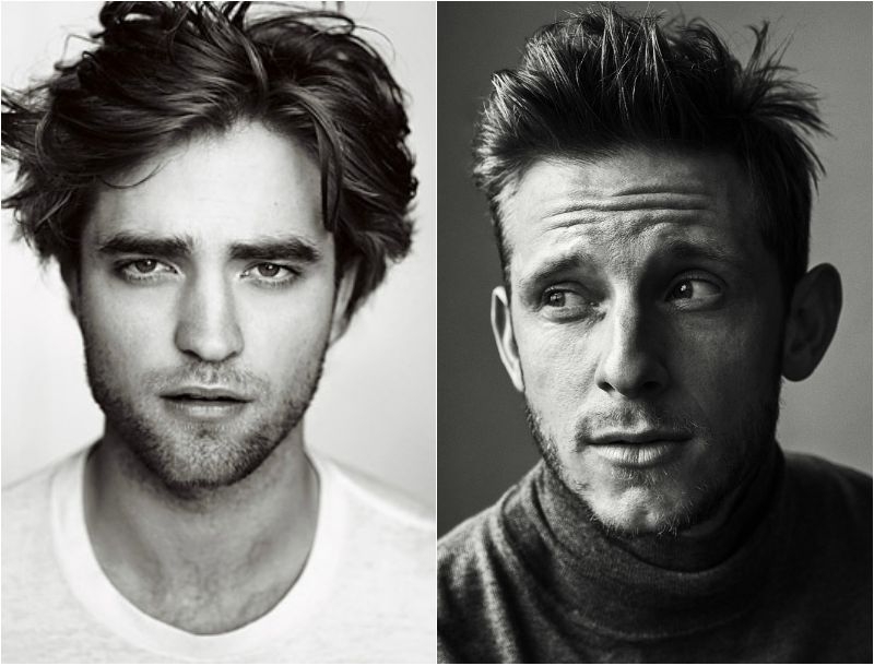 Ο Robert Pattinson σε ρόλο δημοσιογράφου παίρνει συνέντευξη στον Jamie Bell Ο Robert Pattinson σε ρόλο δημοσιογράφου παίρνει συνέντευξη στον Jamie Bell