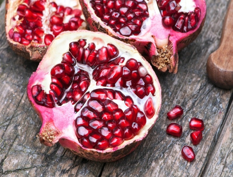 Απίστευτο αντιοξειδωτικό peeling με ρόδι Απίστευτο αντιοξειδωτικό peeling με ρόδι