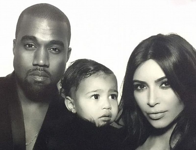 Η Kim Kardashian δεν χαμογελάει για να μην κάνει… ρυτίδες! Η Kim Kardashian δεν χαμογελάει για να μην κάνει… ρυτίδες!
