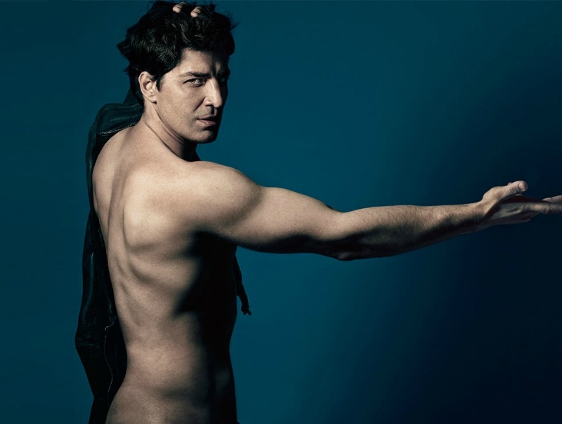 O Ρουβάς ψωνίζει κάστανα: Γιατί οι Έλληνες celeb είναι παιδιά του λαού O Ρουβάς ψωνίζει κάστανα: Γιατί οι Έλληνες celeb είναι παιδιά του λαού