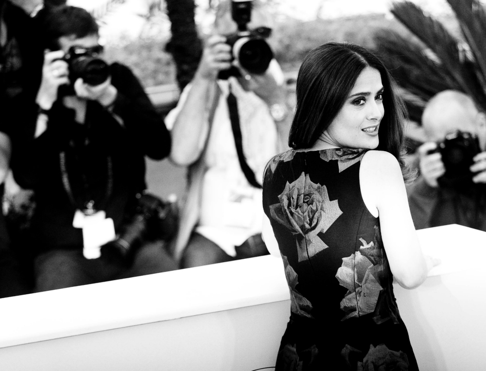 Salma Hayek: Έλαμψε σαν σταρ στο Φεστιβάλ των Καννών Salma Hayek: Έλαμψε σαν σταρ στο Φεστιβάλ των Καννών