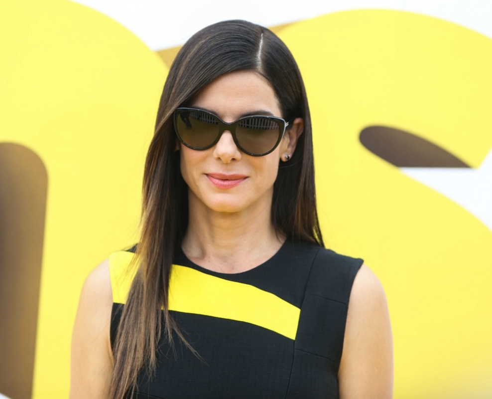 Sandra Bullock: Chic και χαμογελαστή σε πρεμιέρα στο L.A Sandra Bullock: Chic και χαμογελαστή σε πρεμιέρα στο L.A