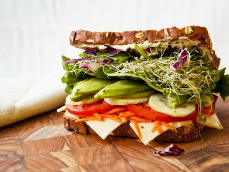 Super tasty sandwich με φιλέτο ψαριού Super tasty sandwich με φιλέτο ψαριού
