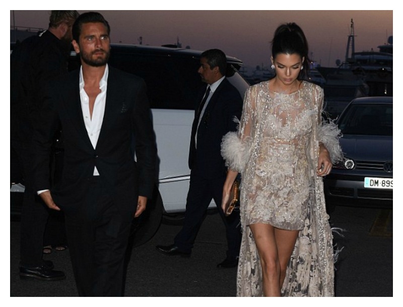 Scott Disick: Αιώνια ερωτευμένος με την Kendall Jenner; (Τι θα πει η Kourtney;) Scott Disick: Αιώνια ερωτευμένος με την Kendall Jenner; (Τι θα πει η Kourtney;)
