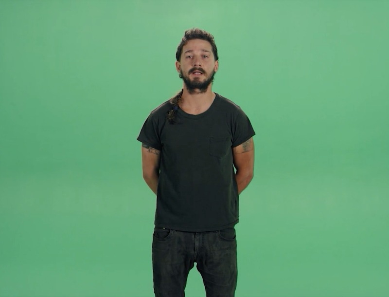 Shia LaBeouf τι φωνάζεις! Έχεις δει πιο αλλόκοτο βίντεο; 