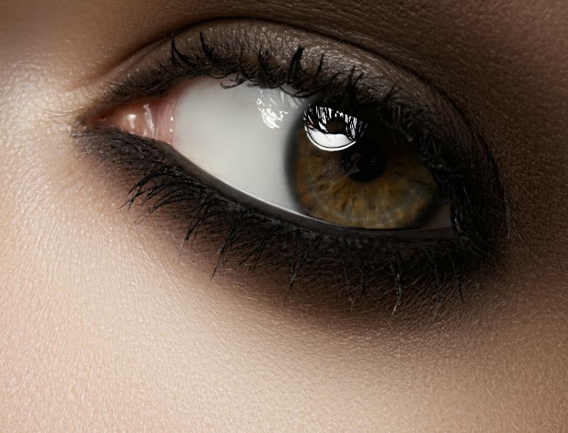 Make-up turorial: Καφέ smoky eye για αρχάριες Make-up turorial: Καφέ smoky eye για αρχάριες