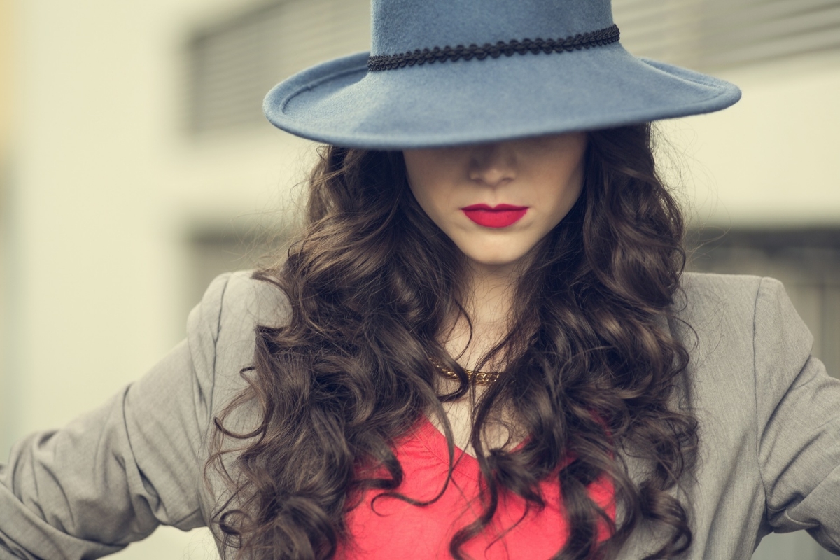 10 Μικρές αλήθειες που μόνο μία fashionista θα καταλάβει 10 Μικρές αλήθειες που μόνο μία fashionista θα καταλάβει