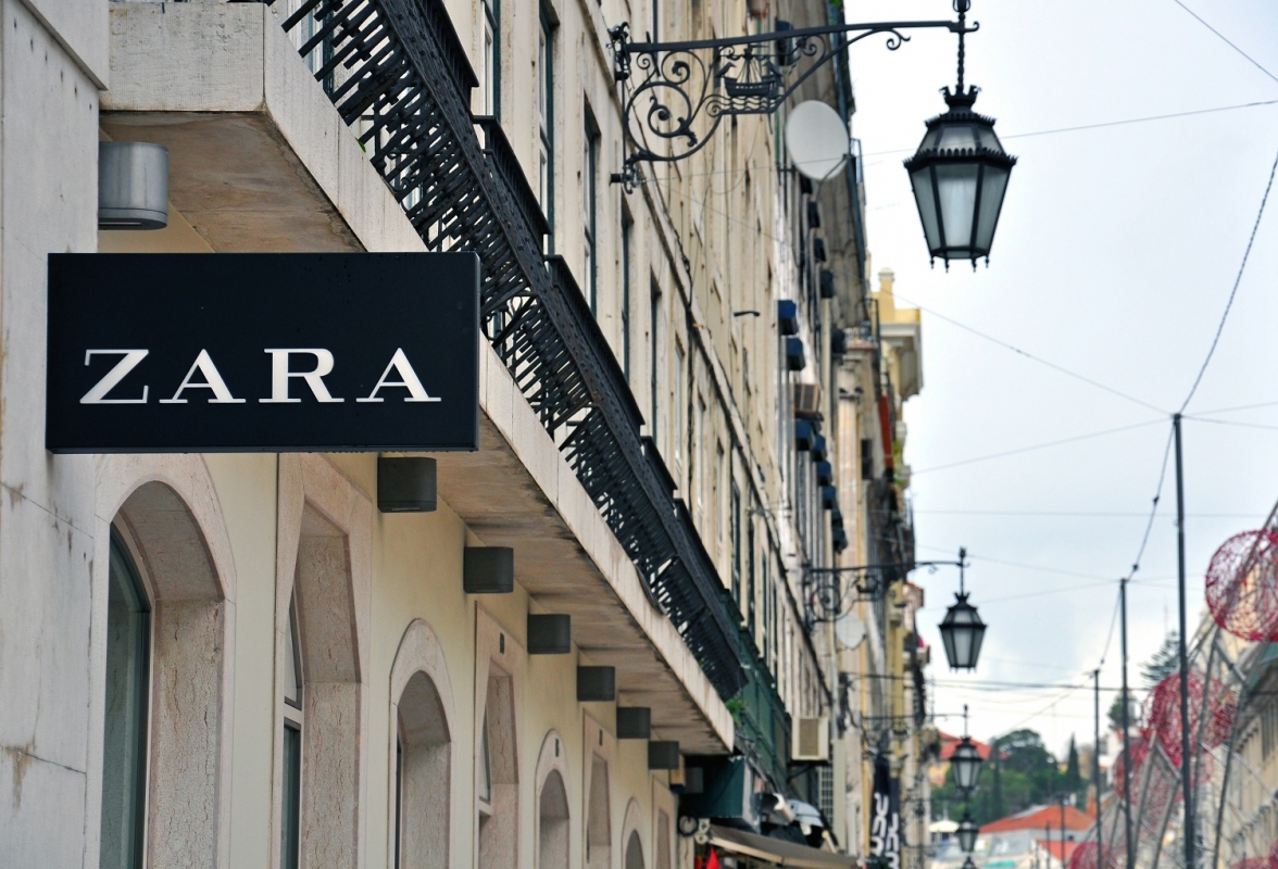Το Zorba που έγινε Zara και 10 περίεργες ιστορίες για τα αγαπημένα σου καταστήματα ρούχων Το Zorba που έγινε Zara και 10 περίεργες ιστορίες για τα αγαπημένα σου καταστήματα ρούχων
