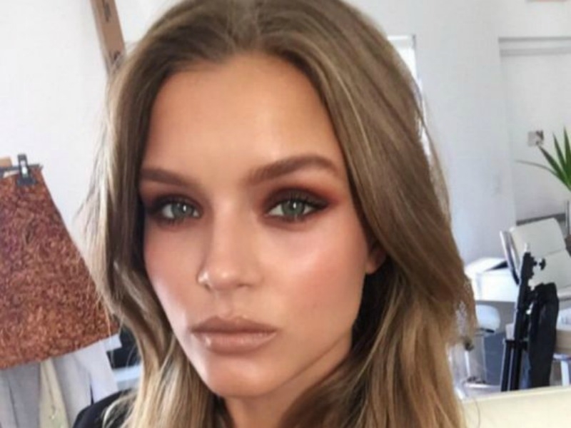 Smokey Summer Eye! Δες πως θα το πετύχεις! Smokey Summer Eye! Δες πως θα το πετύχεις!