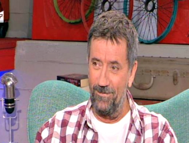 Σπύρος Παπαδόπουλος: Ο καρκίνος κάνει τη δουλειά του κι εγώ τη δική μου Σπύρος Παπαδόπουλος: Ο καρκίνος κάνει τη δουλειά του κι εγώ τη δική μου