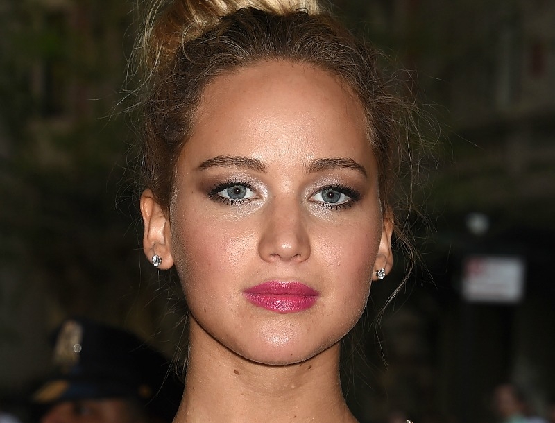 Η beauty εμφάνιση της Jennifer Lawrence στο Met Gala που αξίζει να δοκιμάσεις Η beauty εμφάνιση της Jennifer Lawrence στο Met Gala που αξίζει να δοκιμάσεις