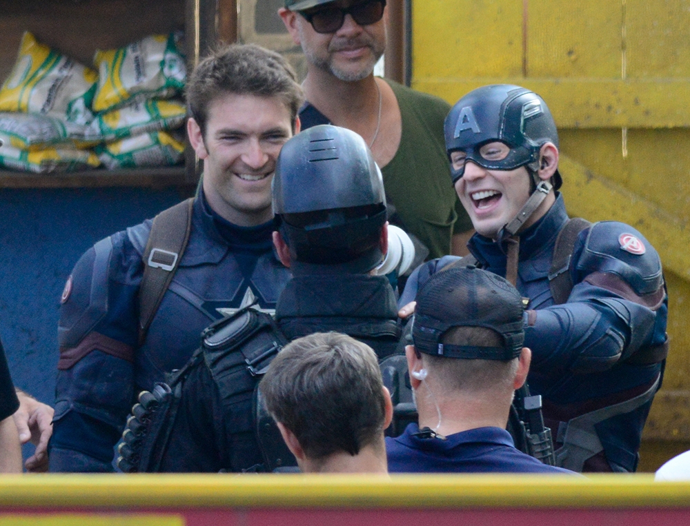Chris Evans: Έχει κέφια στα γυρίσματα του Captain America Chris Evans: Έχει κέφια στα γυρίσματα του Captain America