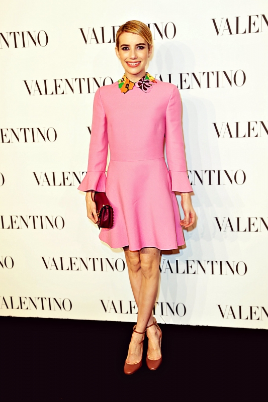 Φέτος τόλμησε να φορέσεις ροζ όπως η Emma Roberts Φέτος τόλμησε να φορέσεις ροζ όπως η Emma Roberts