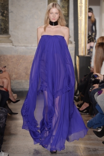 Milan fashion week: Η vέα συλλογή του Emilio Pucci για το φθινόπωρο - χειμώνας 2015 / 2016 Milan fashion week: Η vέα συλλογή του Emilio Pucci για το φθινόπωρο - χειμώνας 2015 / 2016