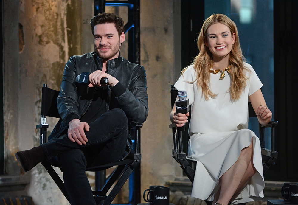 Lily James- Richard Madden: Παραμυθένιο το ζευγάρι της Cinderella Lily James- Richard Madden: Παραμυθένιο το ζευγάρι της Cinderella