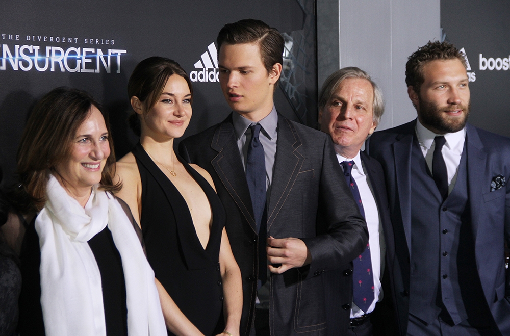 Στην πρεμιέρα του Insurgent: O Ansel Elgort δεν παίρνει τα μάτια του από την Shailene Woodley Στην πρεμιέρα του Insurgent: O Ansel Elgort δεν παίρνει τα μάτια του από την Shailene Woodley