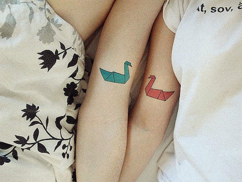 BFF: Σφράγισε τη φιλία σας με ένα best friend tattoo BFF: Σφράγισε τη φιλία σας με ένα best friend tattoo