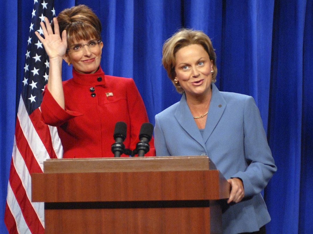 Γιορτάστε τα 30 χρόνια Saturday Night Live με 20 sketches των Amy Poehler και Tina Fey Γιορτάστε τα 30 χρόνια Saturday Night Live με 20 sketches των Amy Poehler και Tina Fey