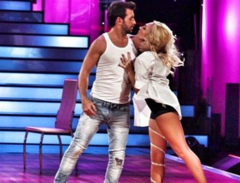 Ποιο ζευγάρι αποχώρησε από το DWTS 5; Ποιο ζευγάρι αποχώρησε από το DWTS 5;