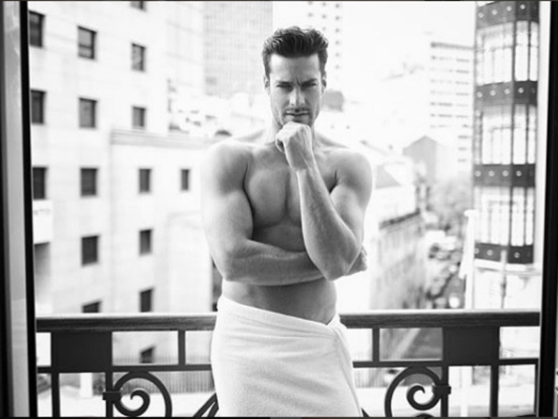 Τοwel Sunday: Αυτά είναι τα πιο hot αγόρια του Instagram με πετσέτα Τοwel Sunday: Αυτά είναι τα πιο hot αγόρια του Instagram με πετσέτα