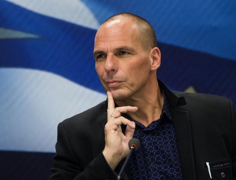 Γιάνης Βαρουφάκης: Τραγούδι από τον Will Butler των Arcade Fire για τον Υπ. Οικονομικών! Γιάνης Βαρουφάκης: Τραγούδι από τον Will Butler των Arcade Fire για τον Υπ. Οικονομικών!