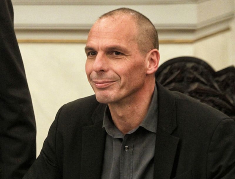 Γιάνη εσύ super star! Σκηνές λατρείας για τον Βαρουφάκη στην συγκέντρωση της Πρωτομαγιάς (video) Γιάνη εσύ super star! Σκηνές λατρείας για τον Βαρουφάκη στην συγκέντρωση της Πρωτομαγιάς (video)