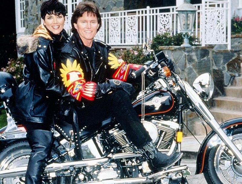 Kris Jenner : Ζηλεύει την σιλουέτα της Caitlyn! Kris Jenner : Ζηλεύει την σιλουέτα της Caitlyn!