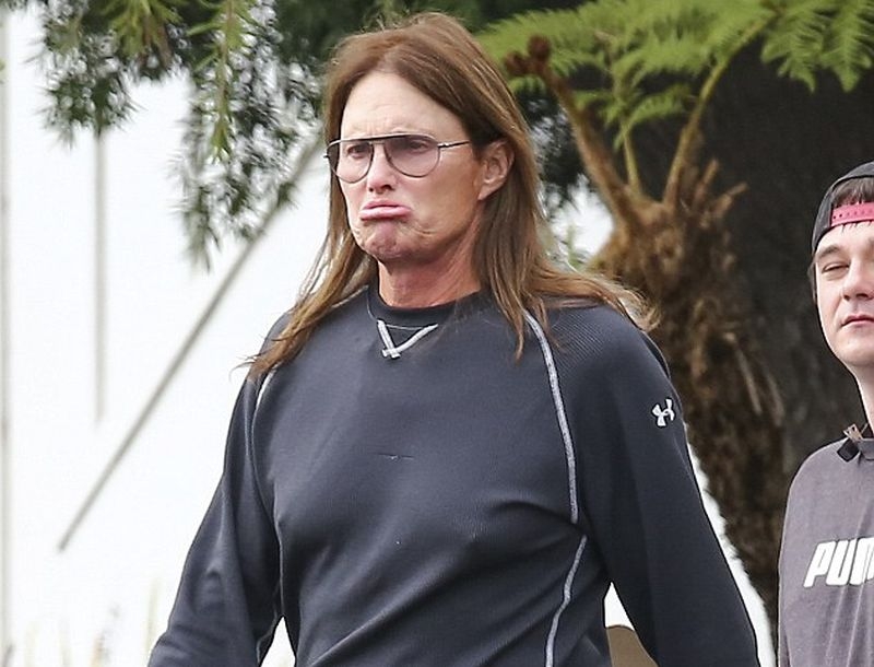 H αλλαγή φύλου του Bruce Jenner θα γίνει... reality! H αλλαγή φύλου του Bruce Jenner θα γίνει... reality!