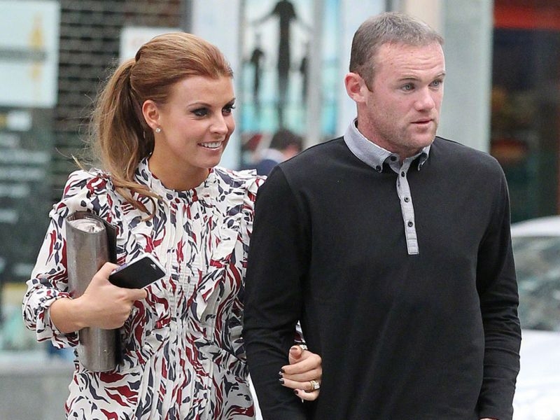 Wayne Rooney : Γράφει ερωτικά ποιήματα στη γυναίκα του! Wayne Rooney : Γράφει ερωτικά ποιήματα στη γυναίκα του!