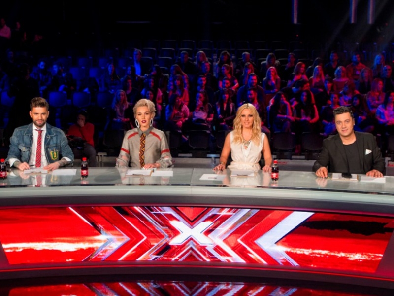 X Factor: Ξεκινούν τα live! Οι συντάκτριες του #FollowMe τσακώνονται για τα φαβορί (video) X Factor: Ξεκινούν τα live! Οι συντάκτριες του #FollowMe τσακώνονται για τα φαβορί (video)