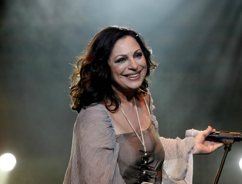 Χαρούλα Αλεξίου: Η φωνή που ψήφισε στο The Voice Χαρούλα Αλεξίου: Η φωνή που ψήφισε στο The Voice